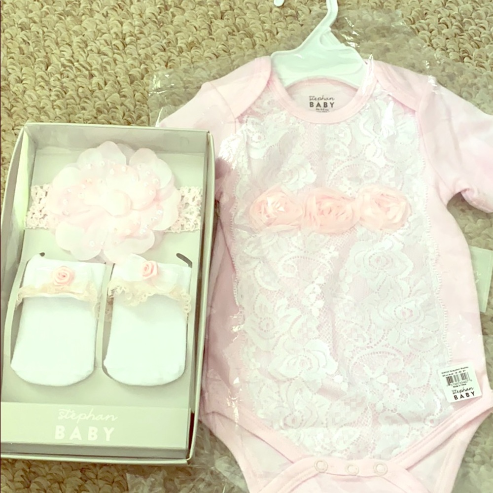 Baby girl dress size 0-3 months